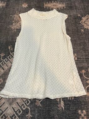 DKNY Cream Textured Sleeveless Mock Neck Top